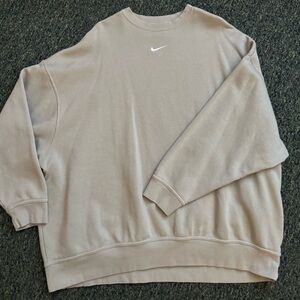Nike Beige Sweatshirt